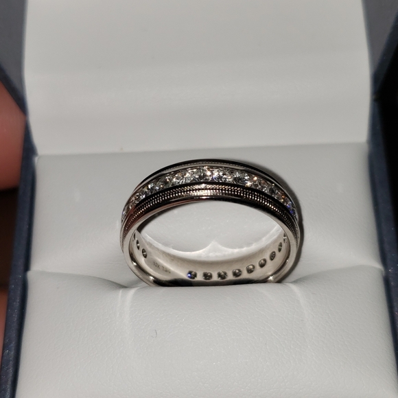 Mens diamond band - Picture 3 of 4